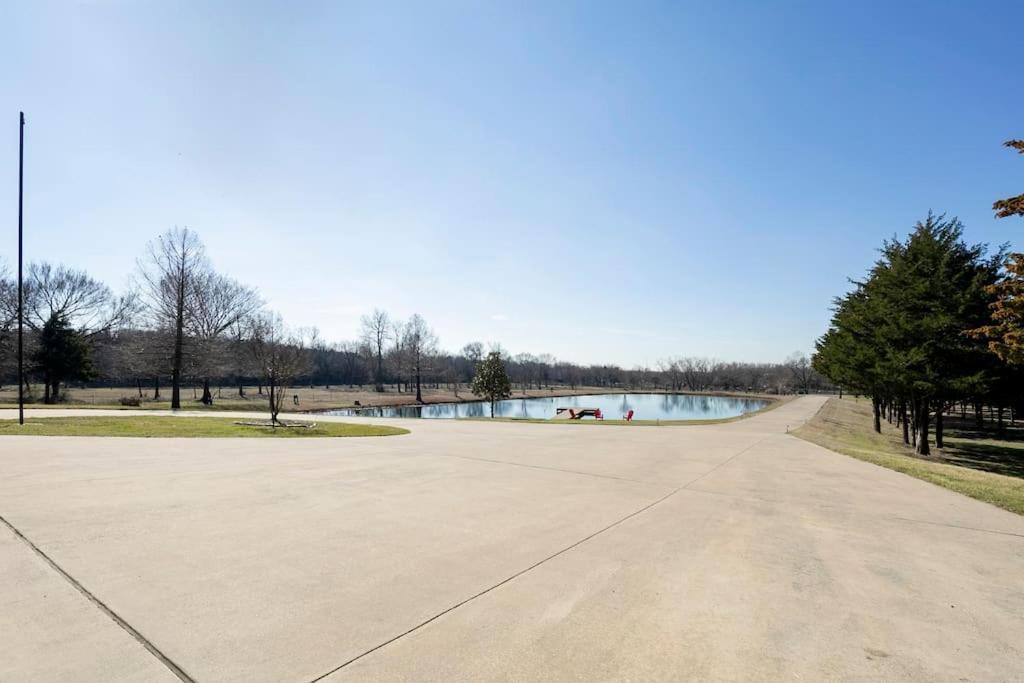 Texas Ranch House With 5 Bedroom And Fish Pond Dallas Extérieur photo