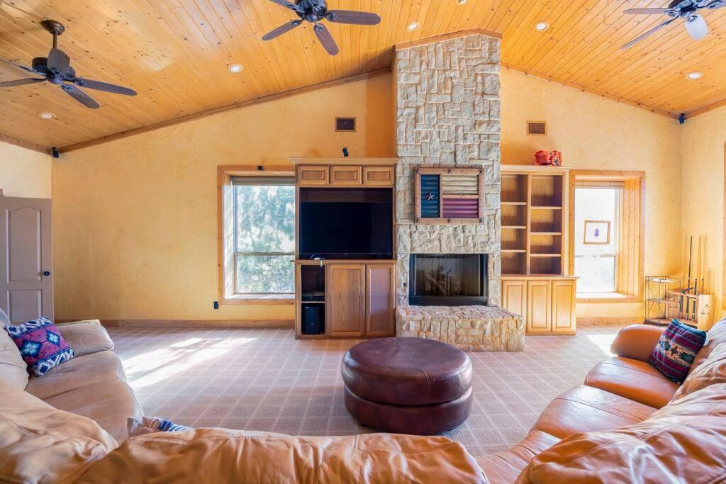 Texas Ranch House With 5 Bedroom And Fish Pond Dallas Extérieur photo